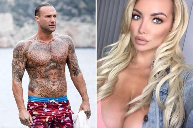 carla hubbard share lindsey pelas cam photos