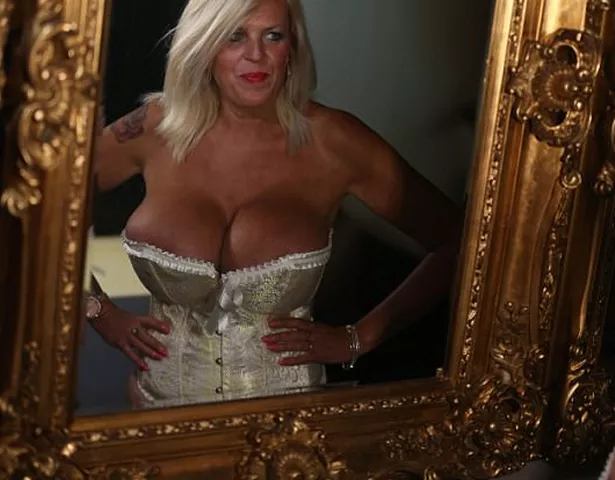 crystal vickrey share massive grandma tits photos