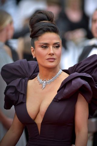 andrew beldin recommends Salma Hayek Nude Pics