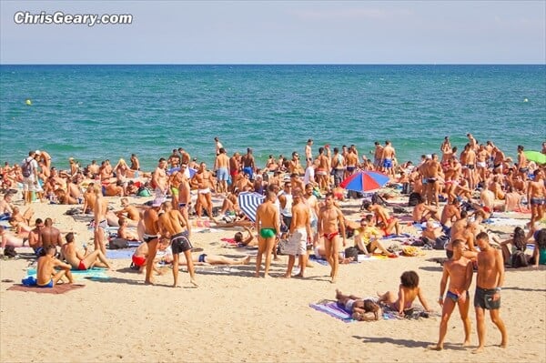 alvin sarmiento add photo naked beach barcelona