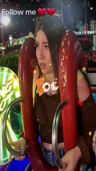 becky pike recommends Slingshot Ride Boobs Pop Out