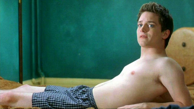 amy fester recommends Naked Elijah Wood