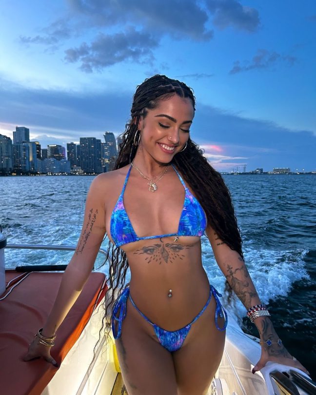 bong agag recommends Malu Trevejo Hot