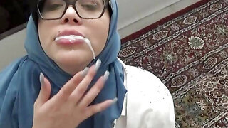 chi wen yeo share best hijab porn photos