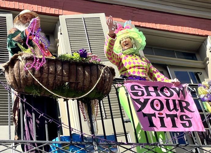 belle mendoza share mardi gras flashers photos