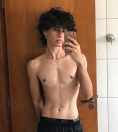 carol moura recommends Smooth Asian Twinks