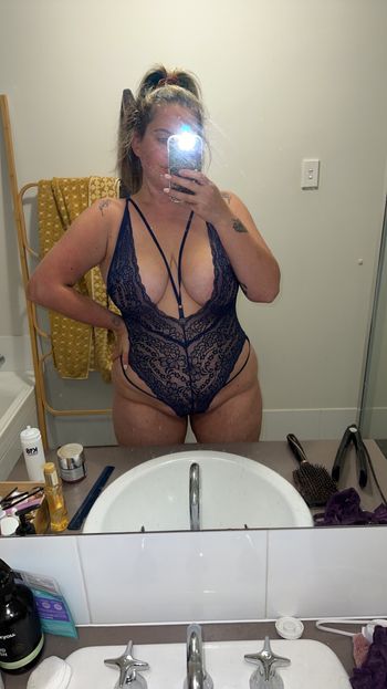 chrissy chin recommends sexy beach milf pic