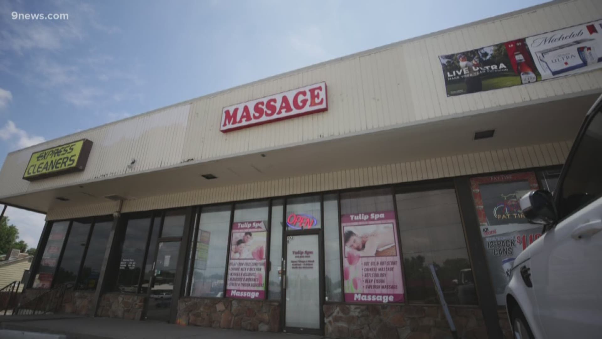 bill dalrymple recommends Asian Massage Parlor Clips