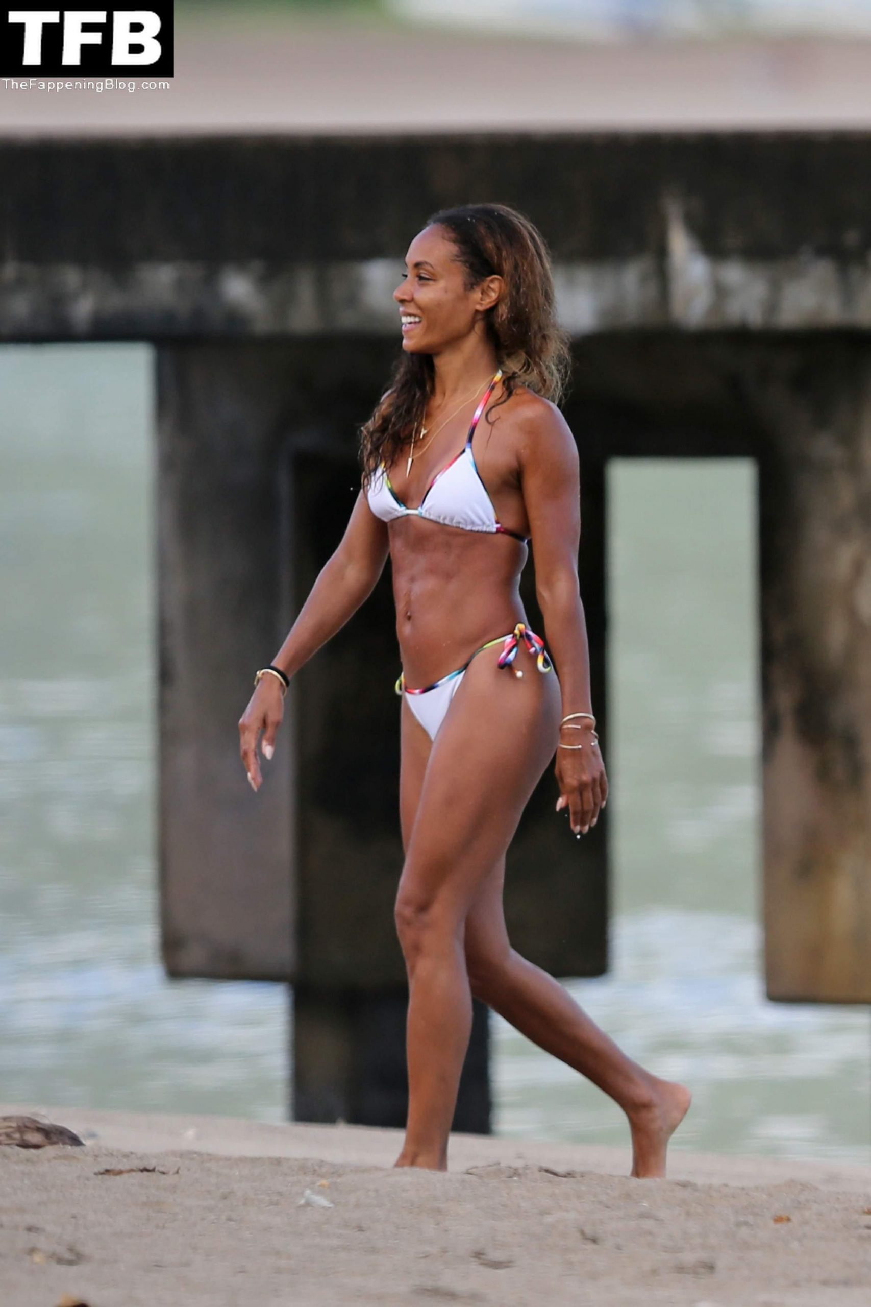 naked jada pinkett