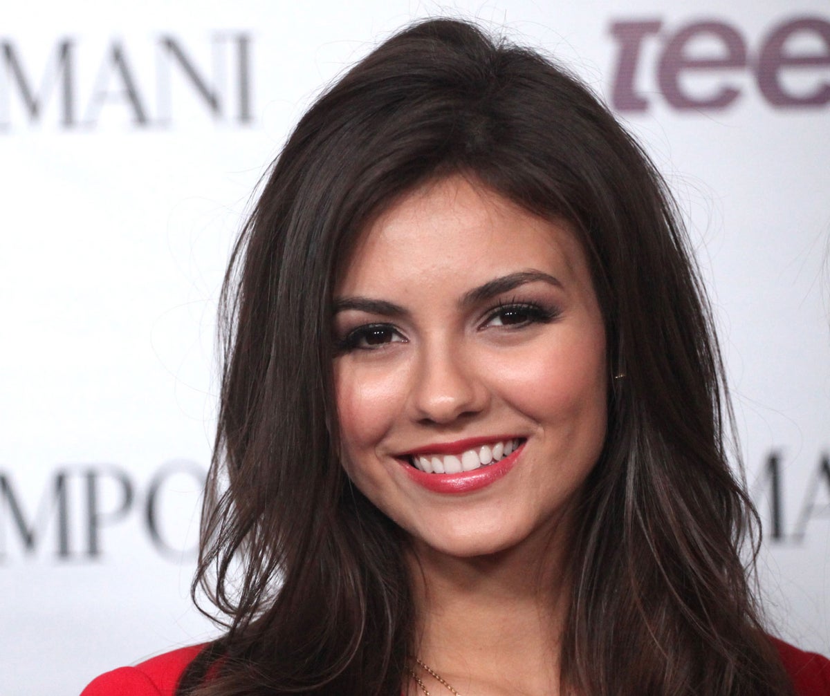 brittany faircloth add photo naked images of victoria justice