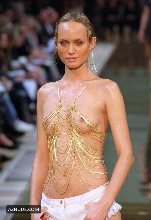 cisaemer calapatan recommends Amber Valletta Nude