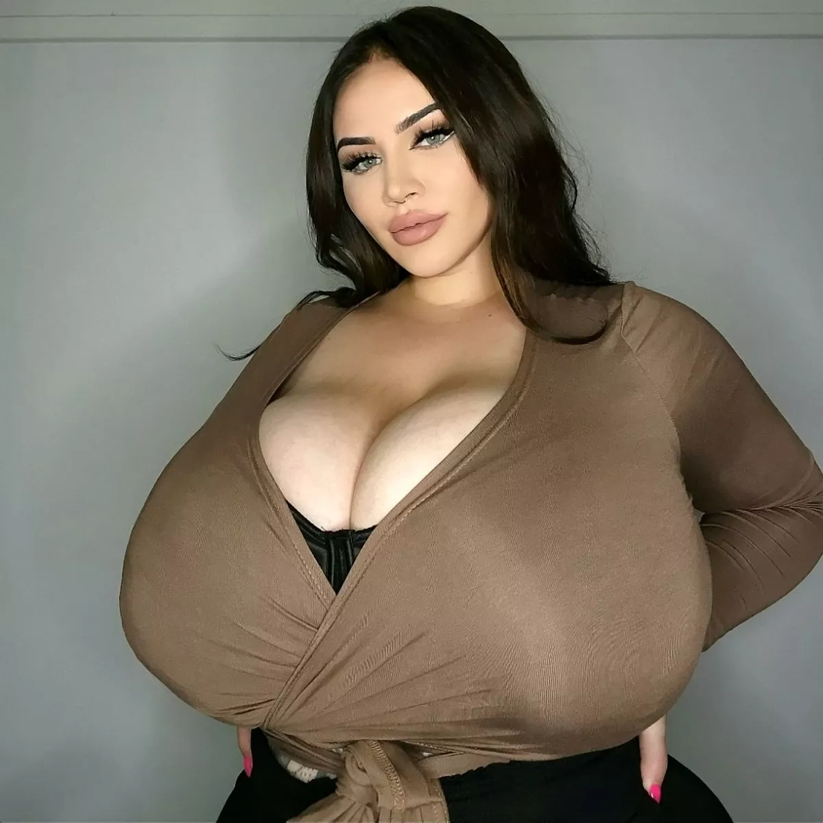 ardren faustino recommends british milf big boobs pic