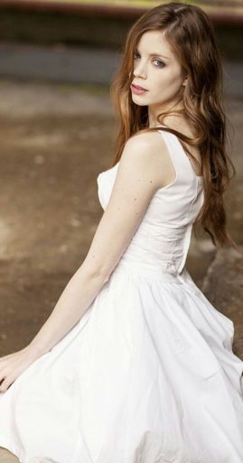 deborah enlow share charlotte hope sexy photos