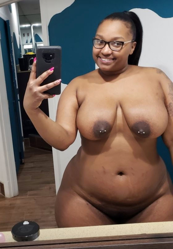 avraham goldstein recommends Chubby Ebony Solo Porn