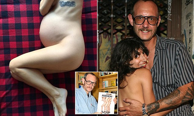 chuck lloyd add pregnant nude girlfriend photo