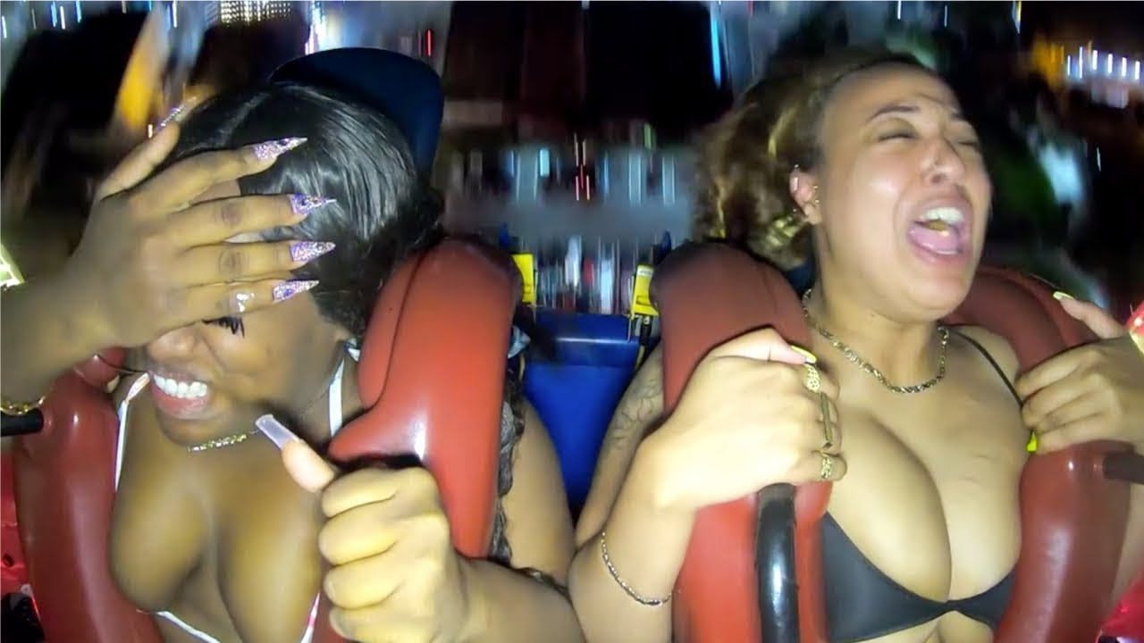 bryan vargas recommends Slingshot Ride Boobs Pop Out