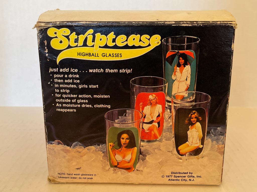 denise albrecht recommends Striptease Glasses